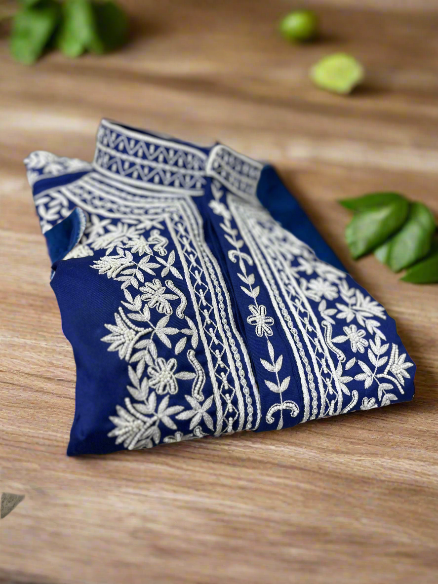 Handcrafted kurta set for formal occasions in blue
