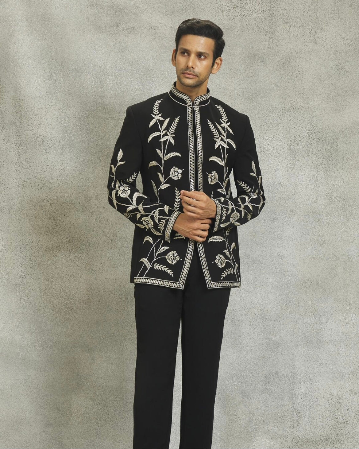 Men's Black Thread Embroidery Designer Bandhgala Suit