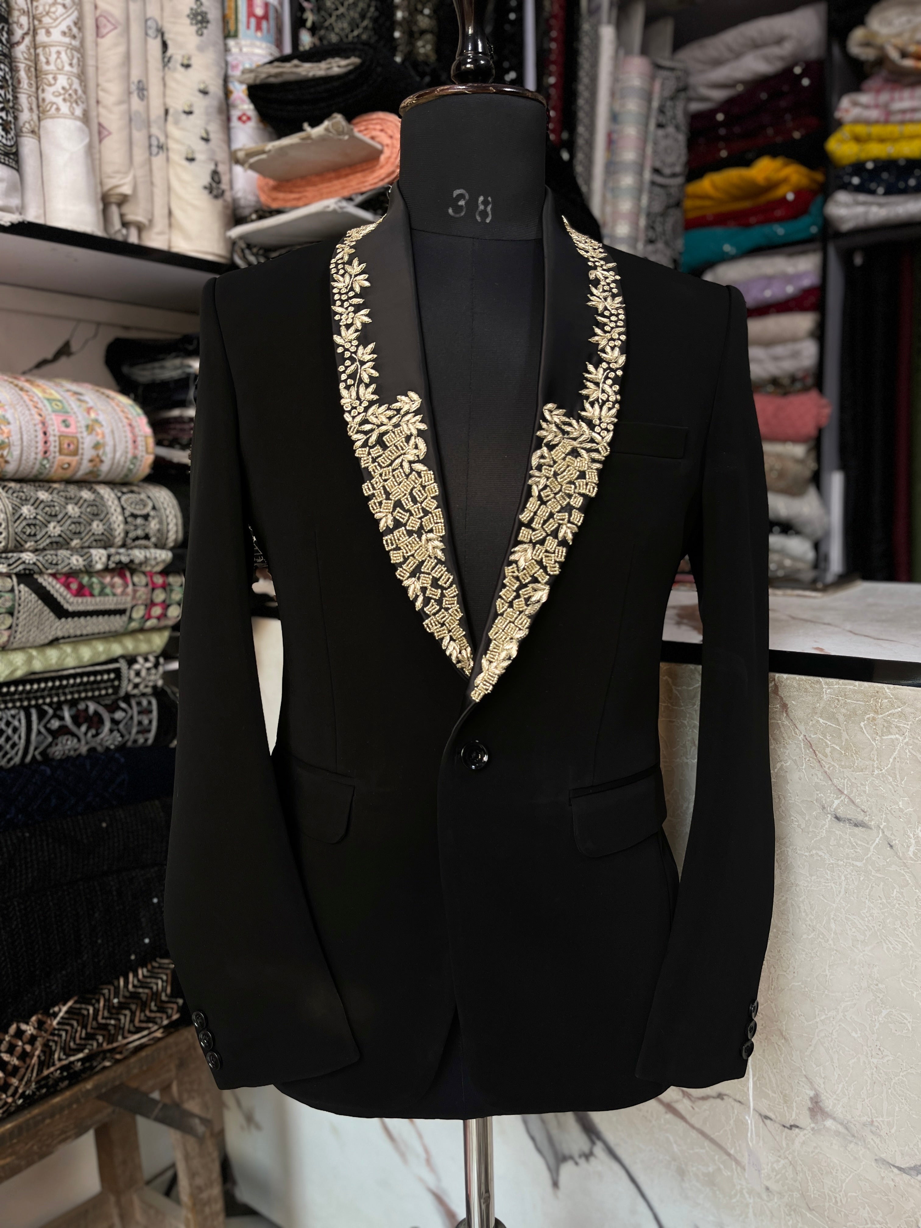 Men's Black Handcrafted Shawl Lapel Tuxedo Suit