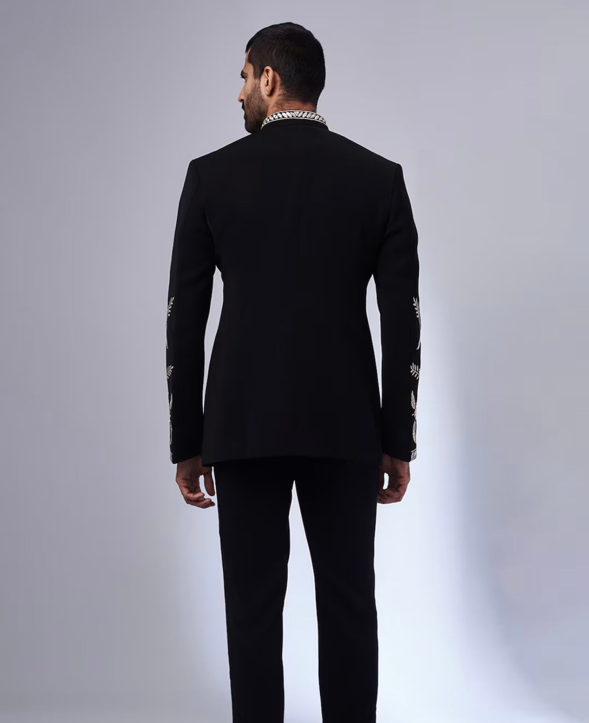 Men's Black Thread Embellished Leaf Design Bandhgala Suit