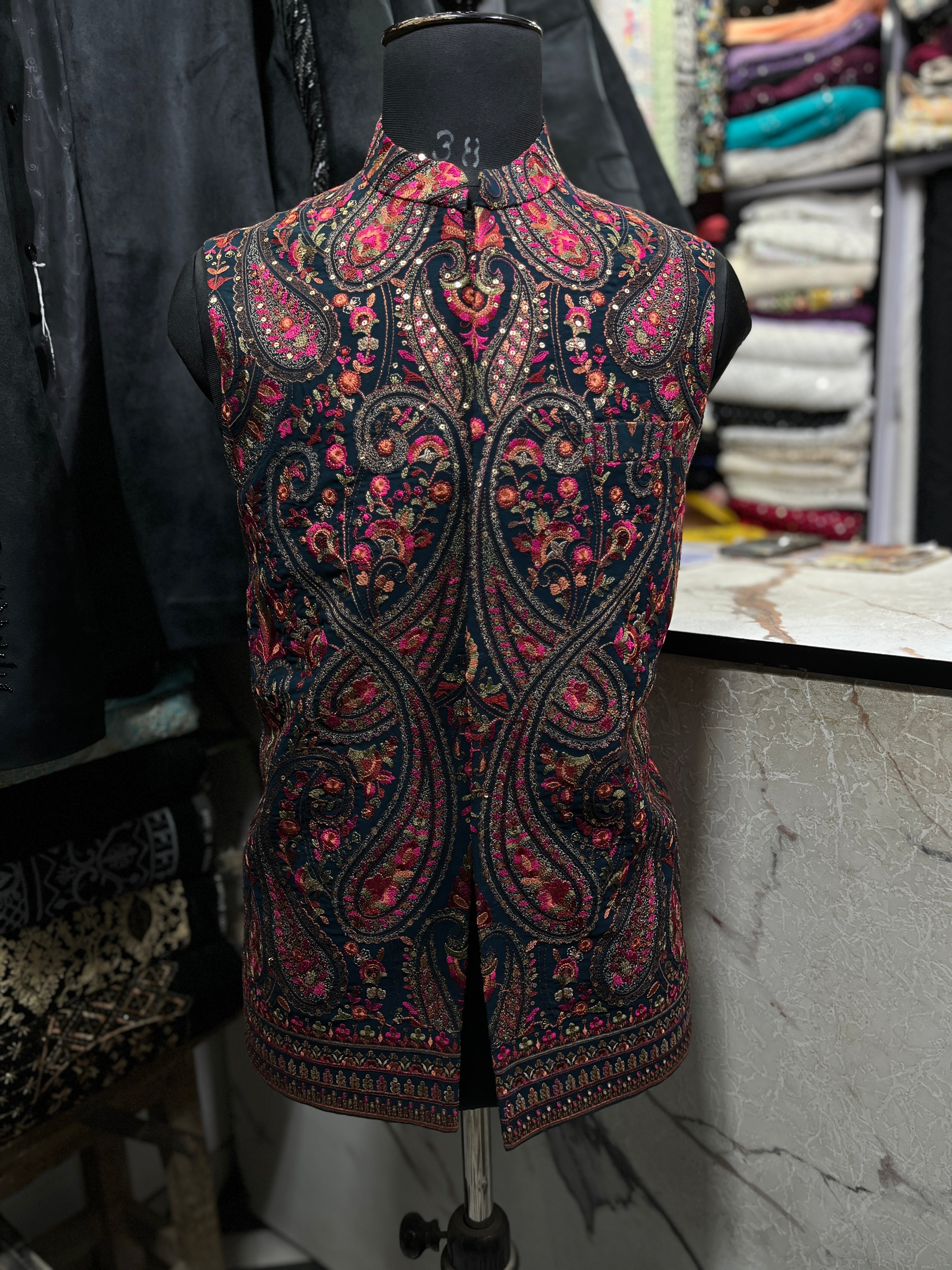 Men's Exclusive Kalamkari Embroidery Nehru Jacket