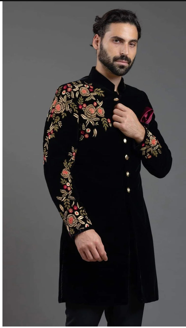 Men's Black Machine Crafted Embellished Sherwani Set