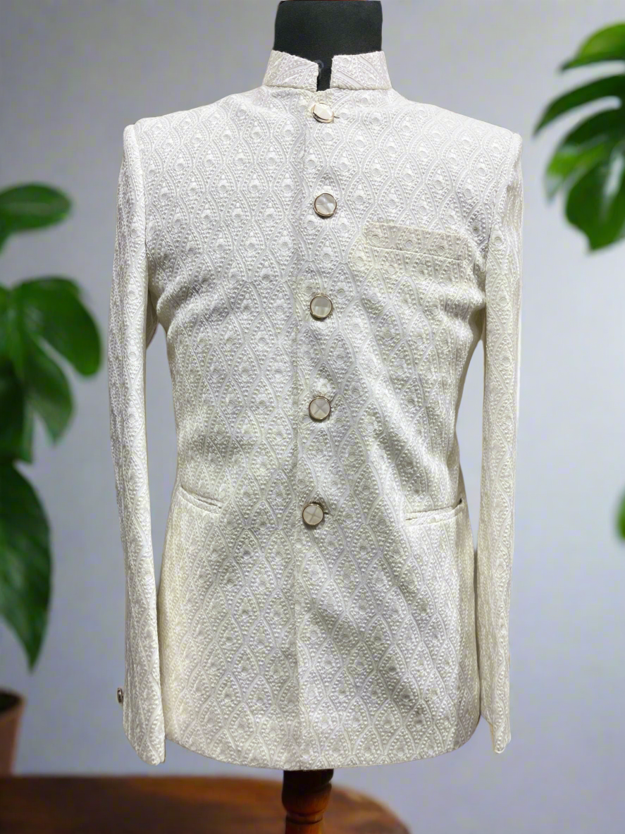 Stylish Men’s White Wedding Suit with Lakhnavi Embroidery