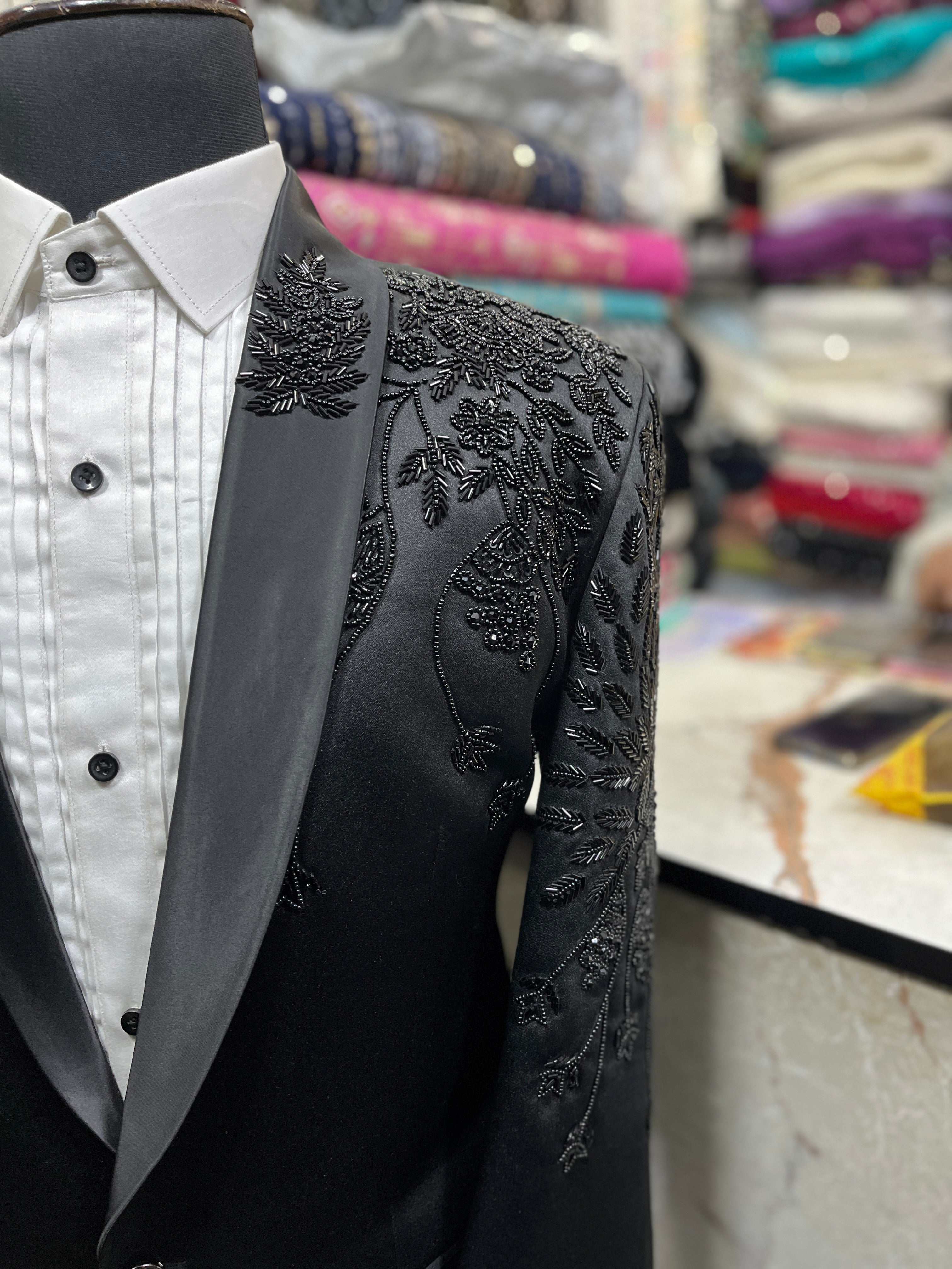 Men's Black Handcrafted Shawl Lapel Tuxedo Suit