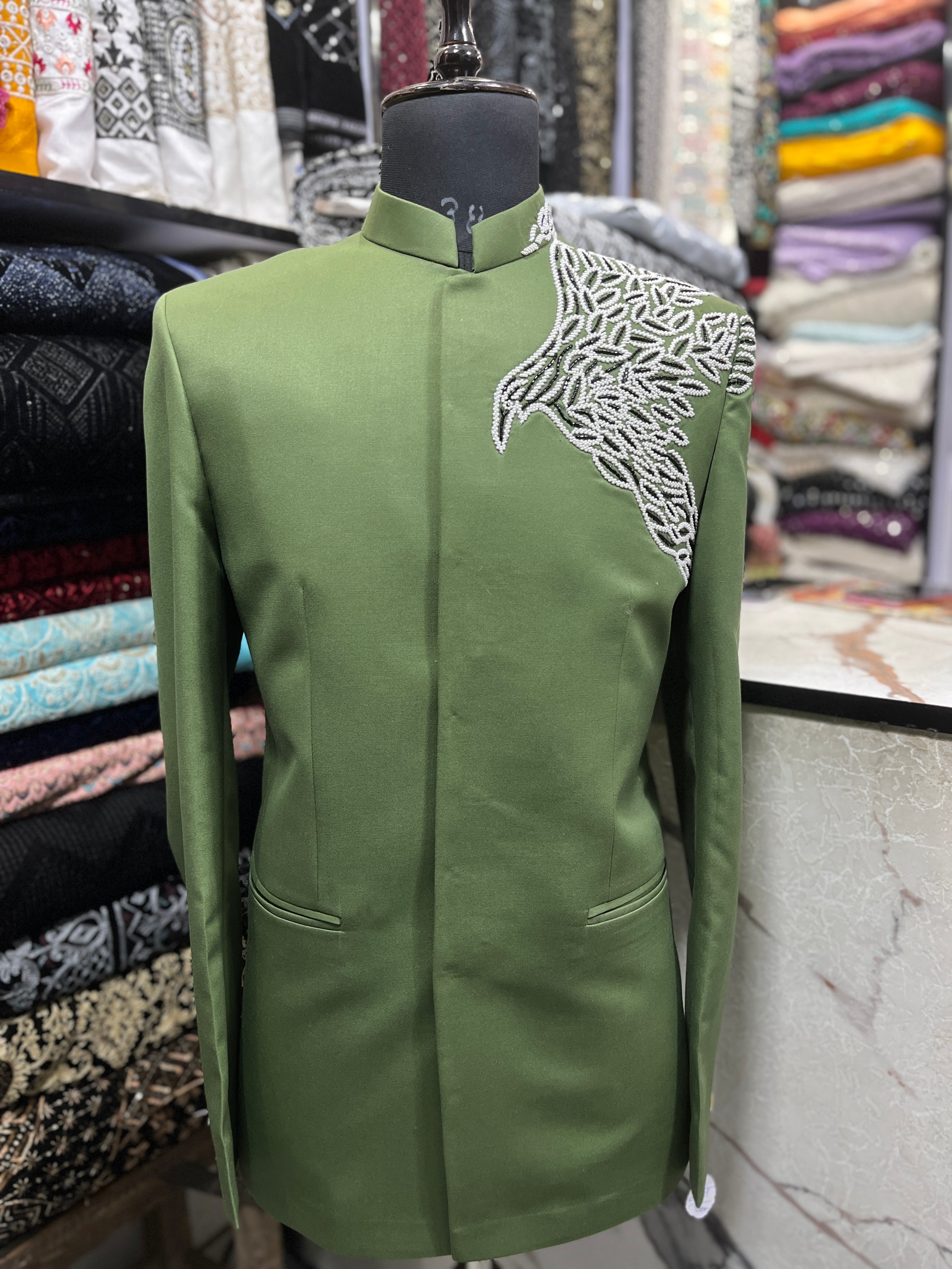 Men's Green Handcrafted Birds Embroidery Jodhpuri Set