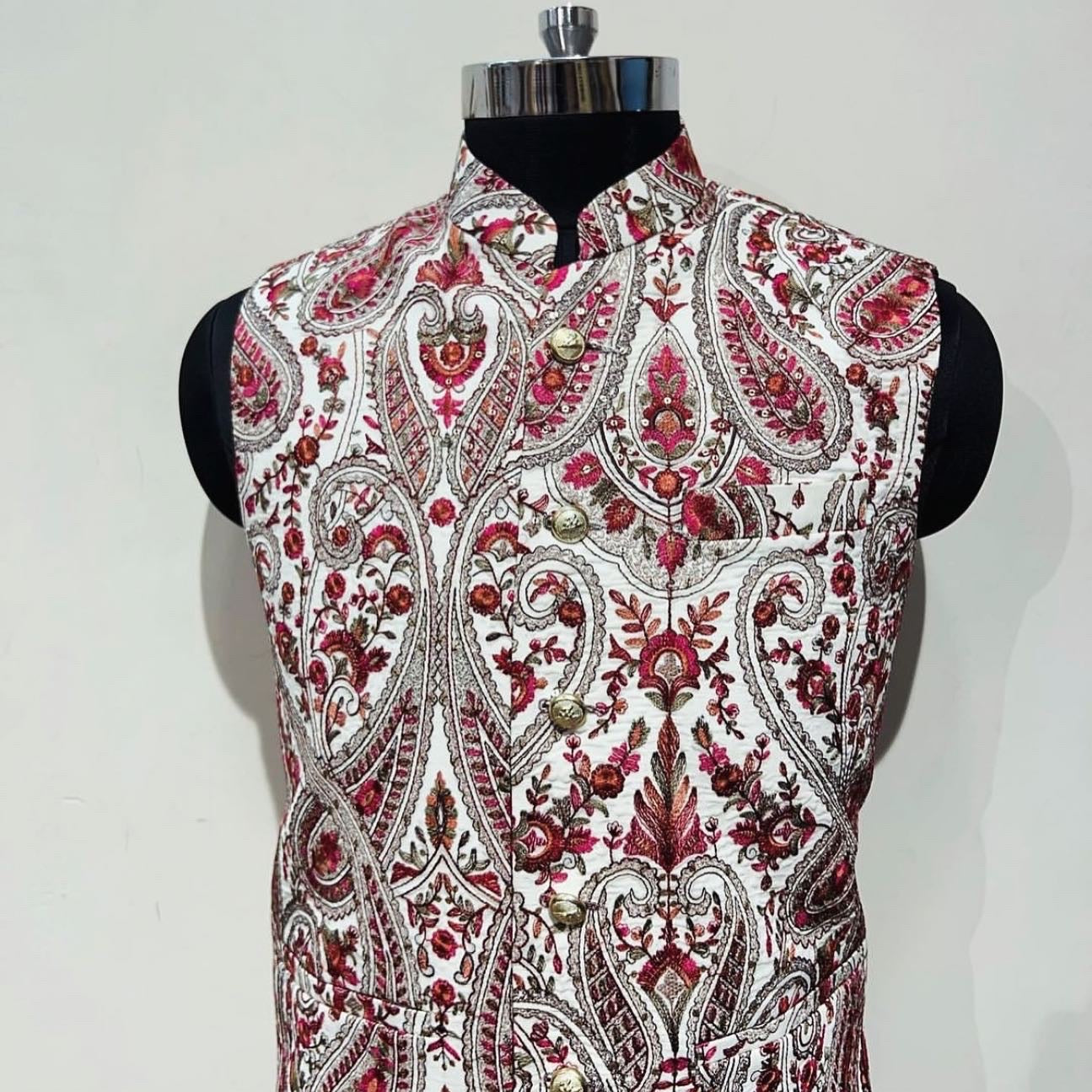 Men's white Kalamkari Embroidery Nehru Jacket