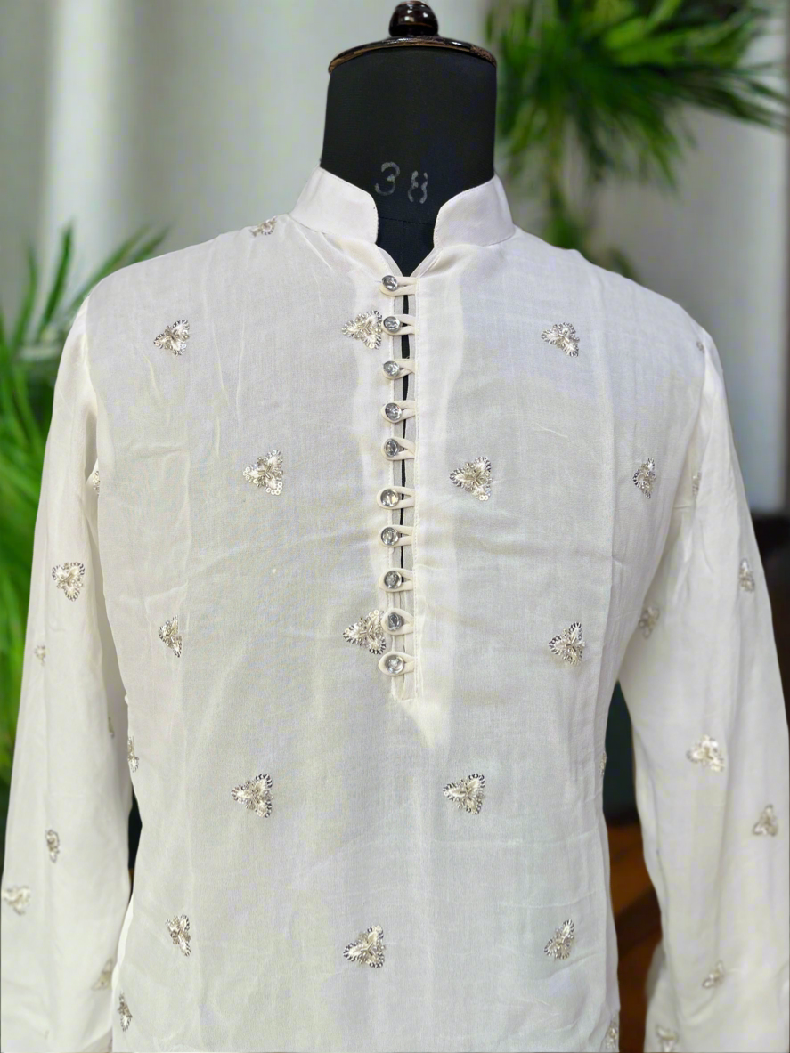 Elegant Men's Ethnic Wear for Summer with Artisanal Touch