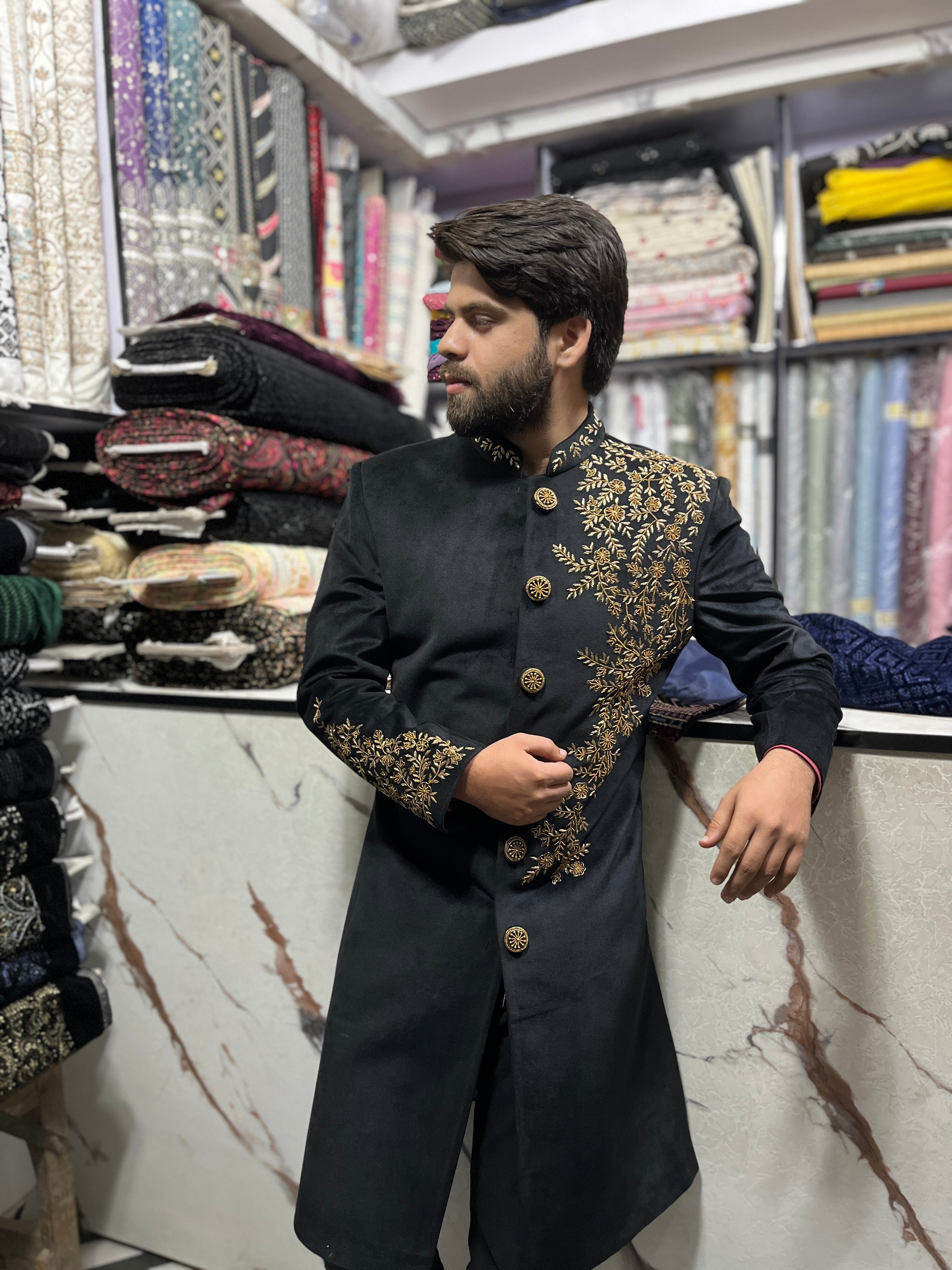 Men's Black Handcrafted Zardozi Work Sherwani Set