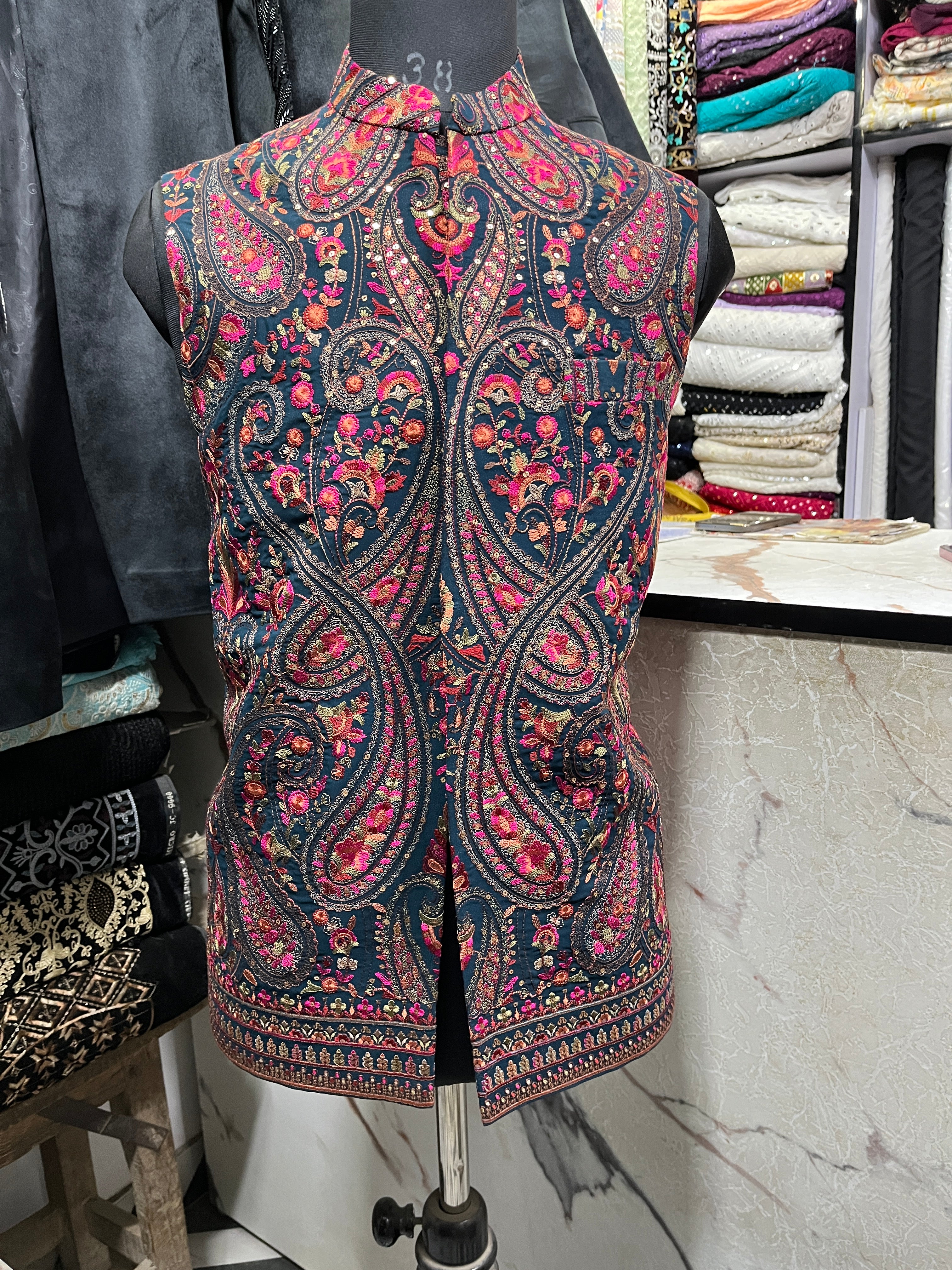 Men's Exclusive Kalamkari Embroidery Nehru Jacket