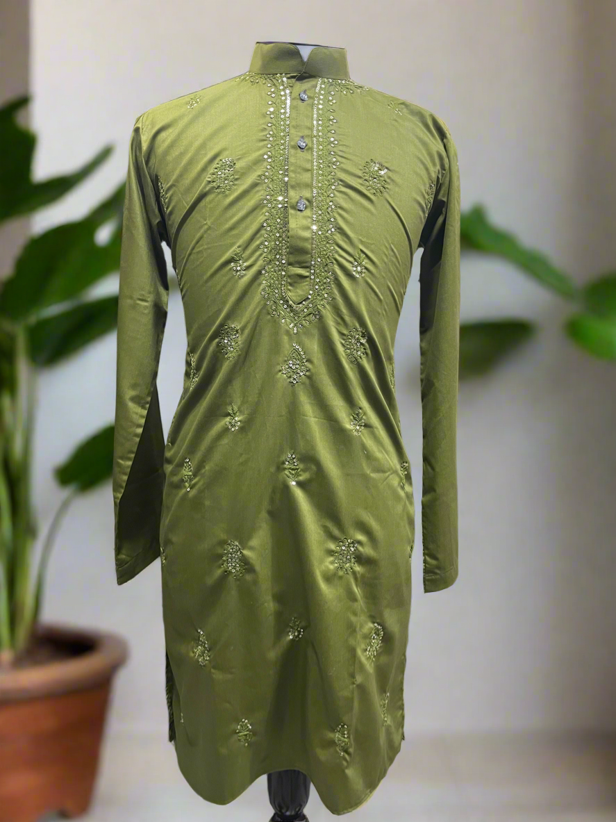 Men’s handcrafted green kurta set 