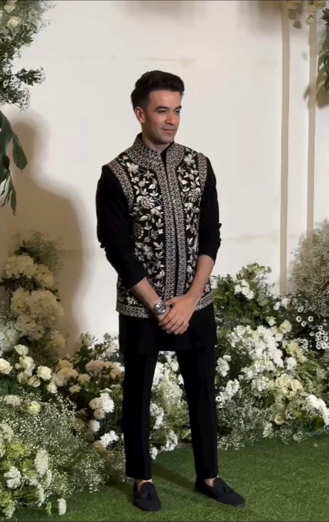 Men's Black Exclusive Thread Embroidery Nehru Jacket Set