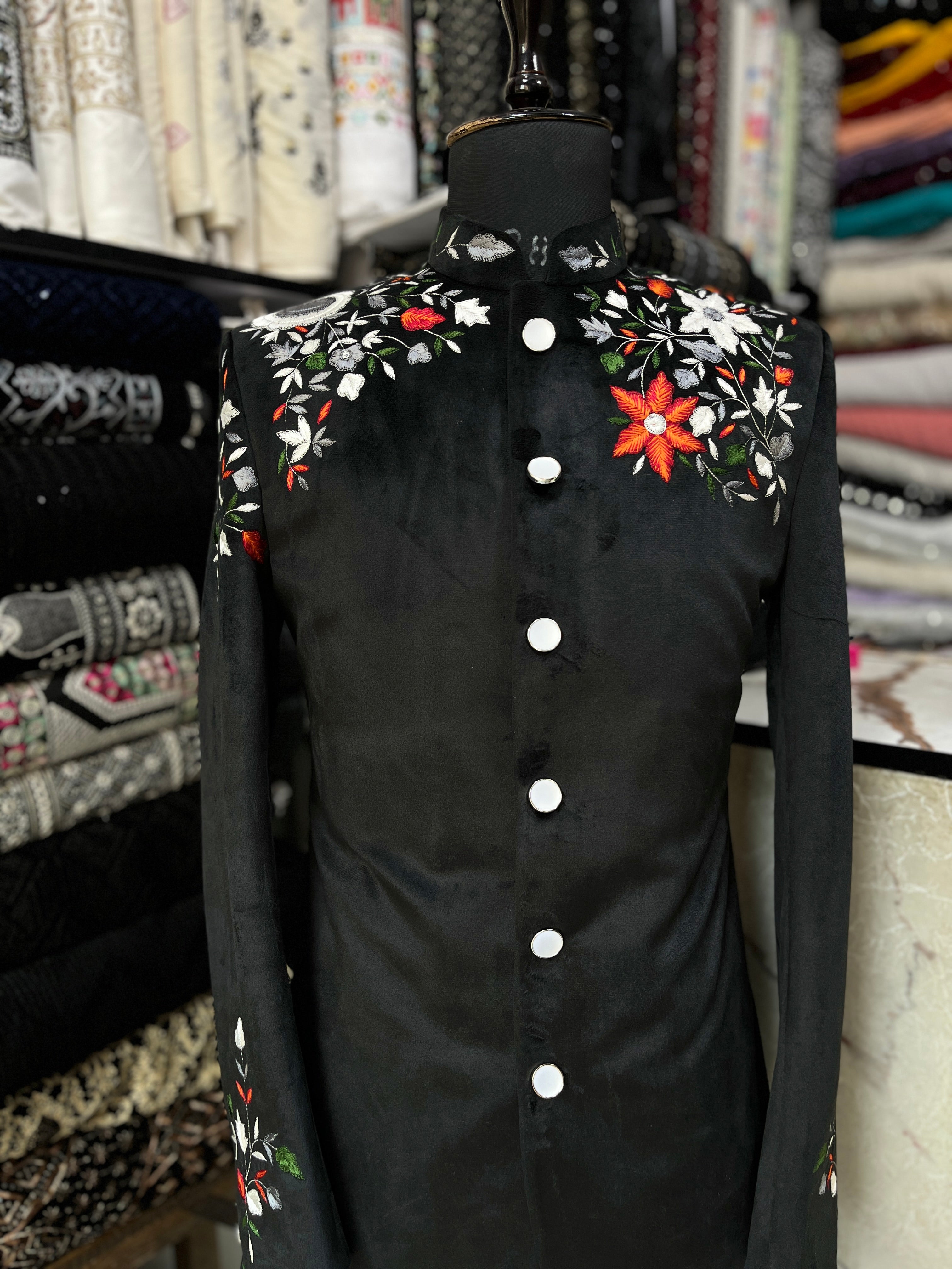 Men's Black Handcrafted Thread Embroidery Sherwani Set