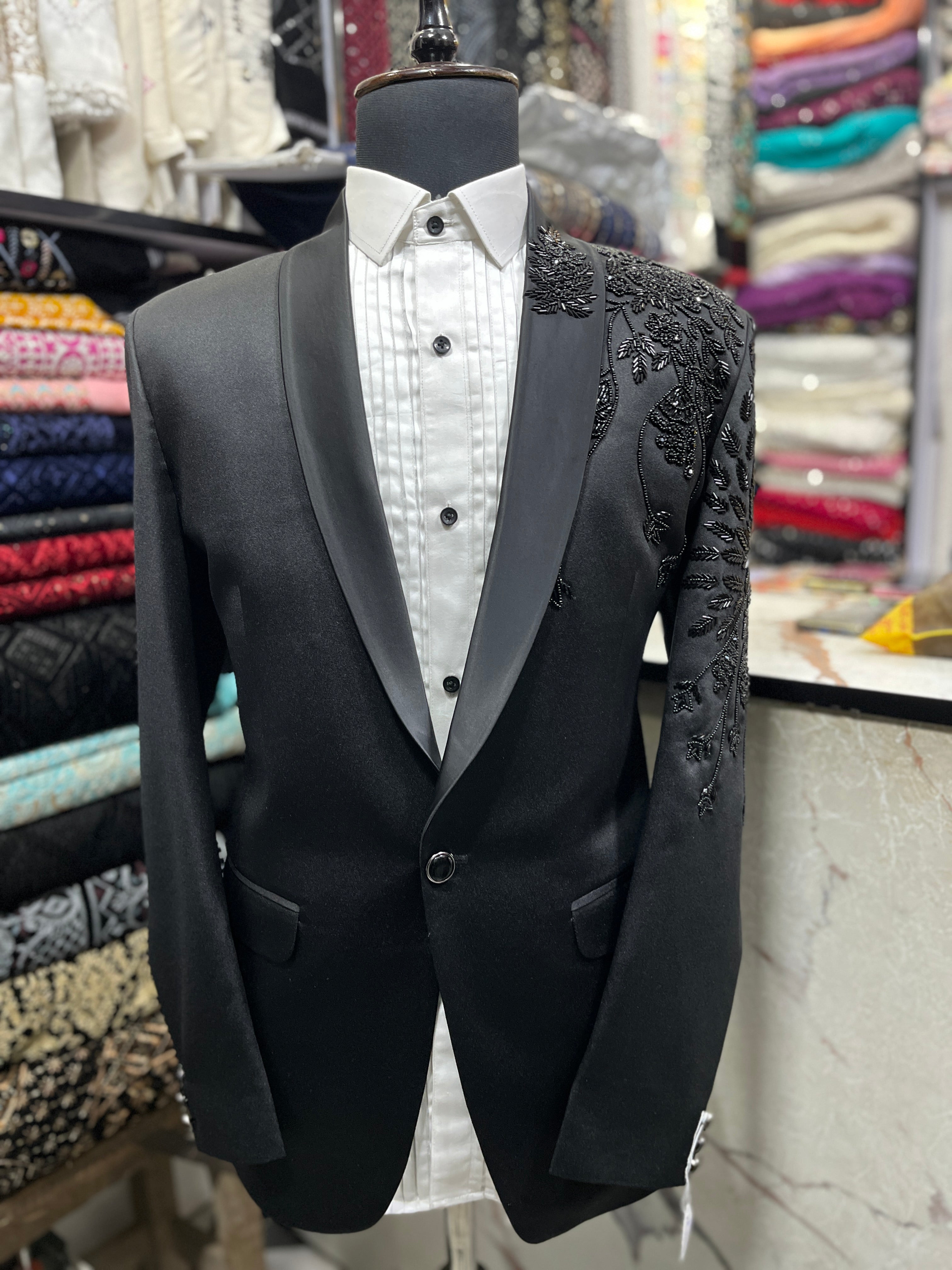 Men's Black Handcrafted Shawl Lapel Tuxedo Suit