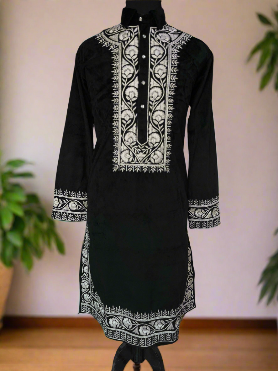 Celebrity-inspired black embellished designer kurta set by KPH Outfits