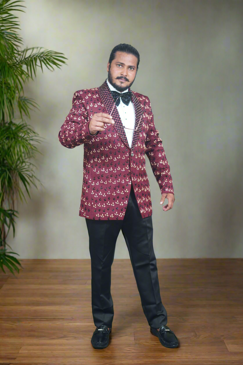 Elegant maroon tuxedo with premium fabric and craftsmanship