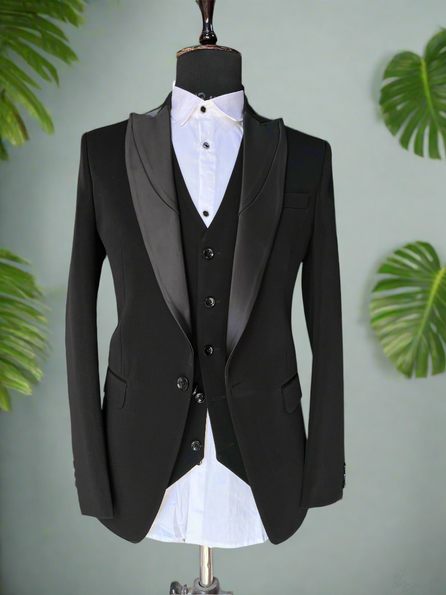 Men’s Black Double Peak Lapel Classic Tuxedo Suit – Front View
