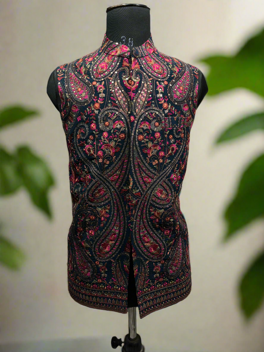 Men's Kalamkari embroidered navy blue Nehru jacket