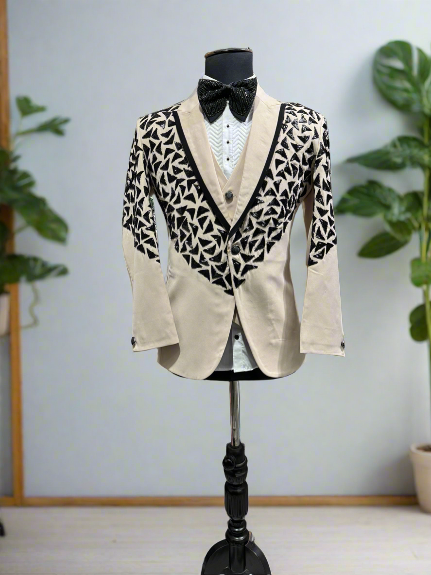 Men's beige handcrafted tuxedo with peak lapel