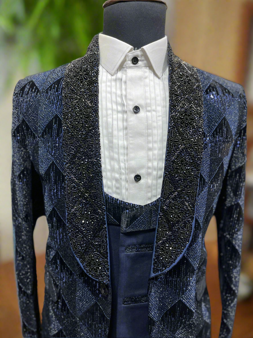 Shawl Lapel design of the Blue Tuxedo.
