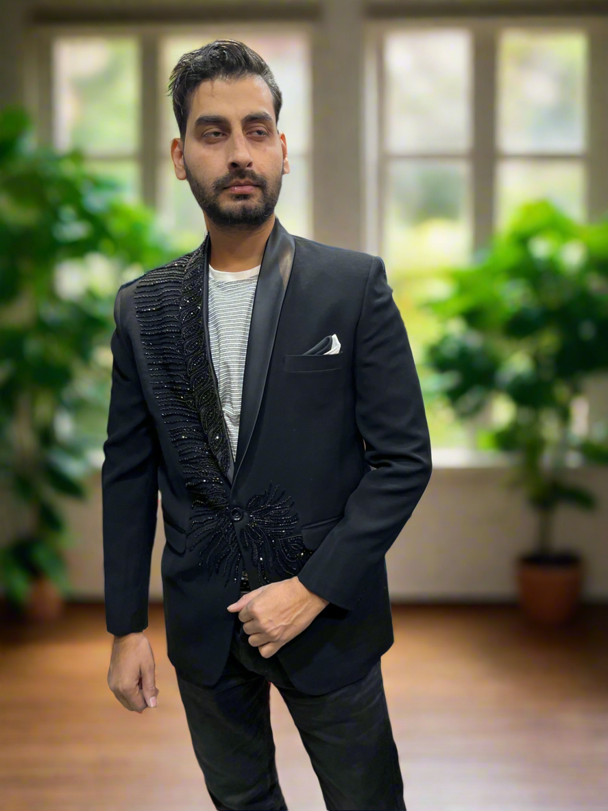 Tailored Men's Black Cut Dana Work Shawl Lapel Tuxedo Suit for Weddings and Galas





