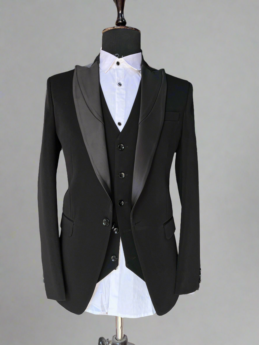 Men's Black Double Peak Lapel Classic Tuxedo Suit