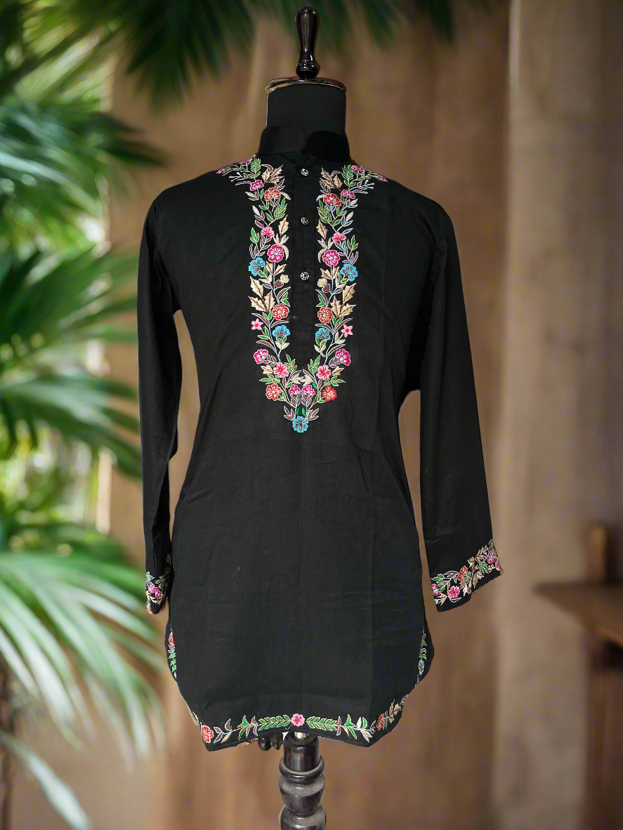 Men's Black Machine Crafted Embellished Kurta Set