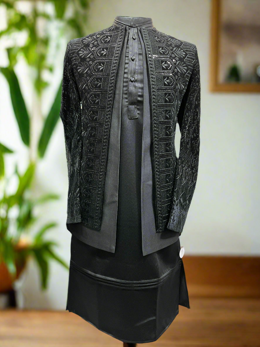 Complete Black Designer Ethnic Ensemble – Festive Wear for Men
